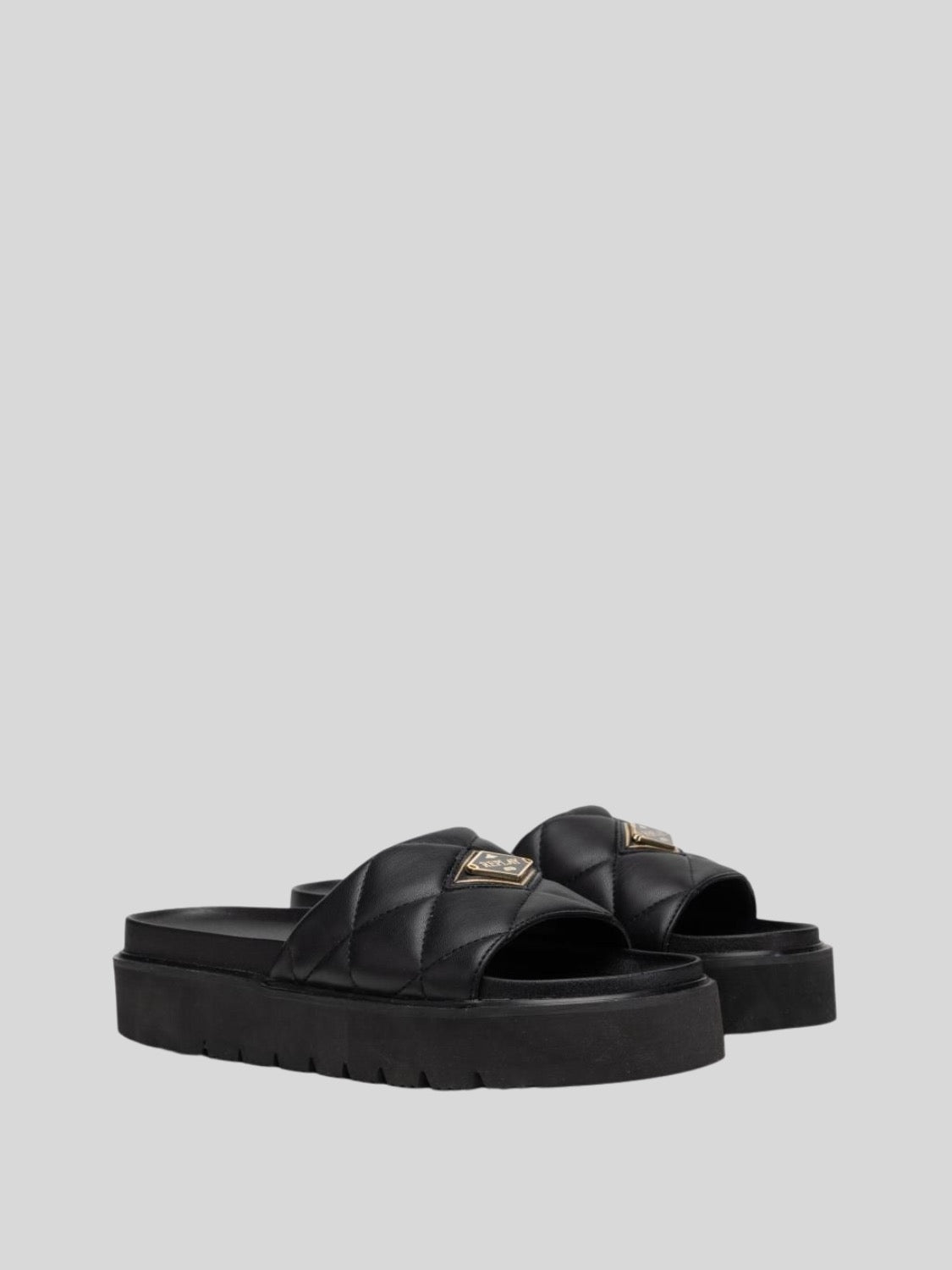 MUDDY QUILT BLACK SLIDERS