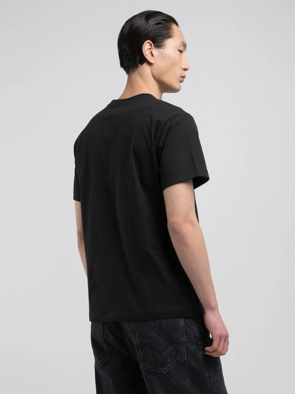 BLACK REGULAR FIT T-SHIRT WITH ARCHIVAL PRINT