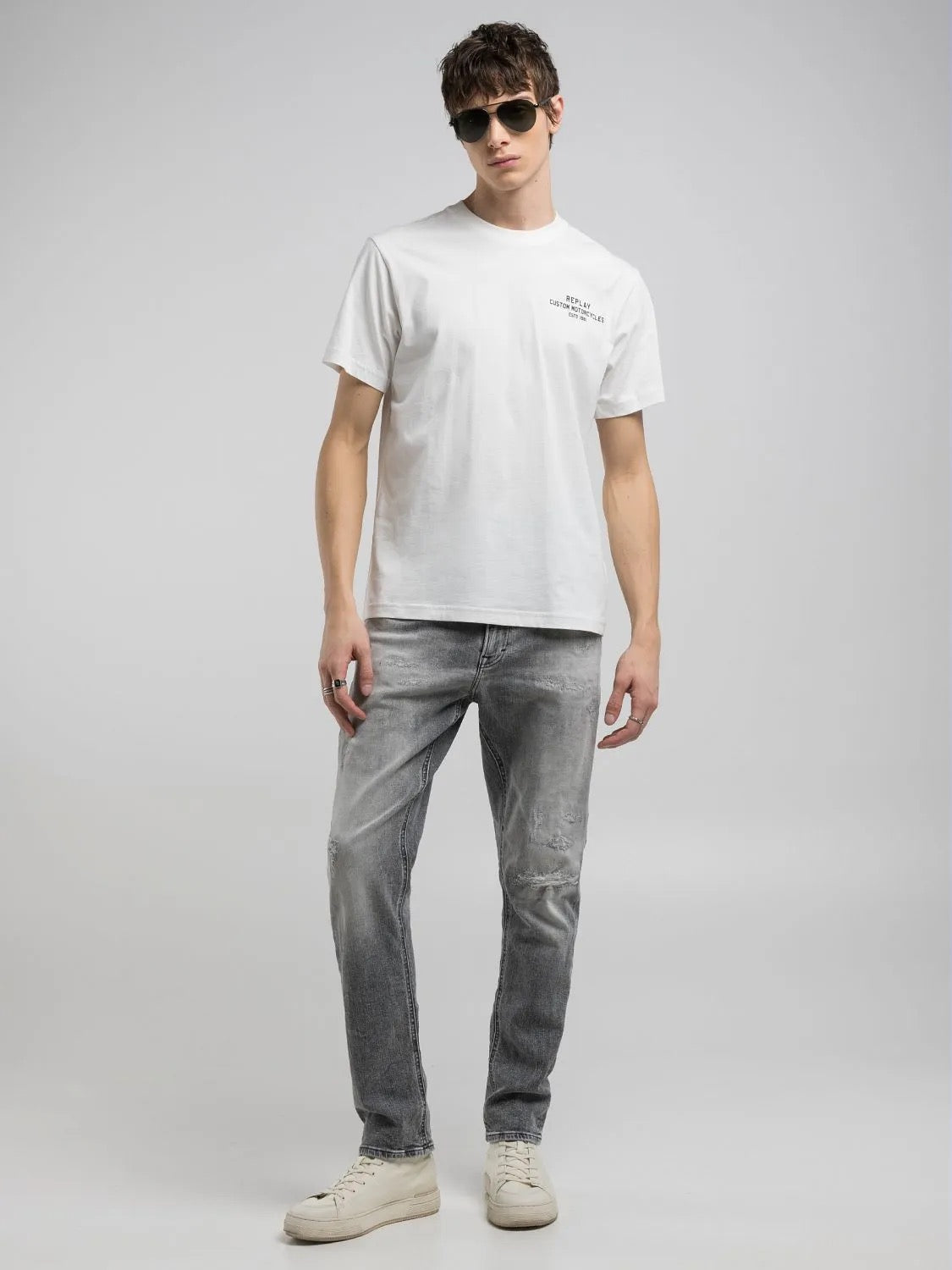 WHITE T-SHIRT WITH MINI AND MAXI PRINT