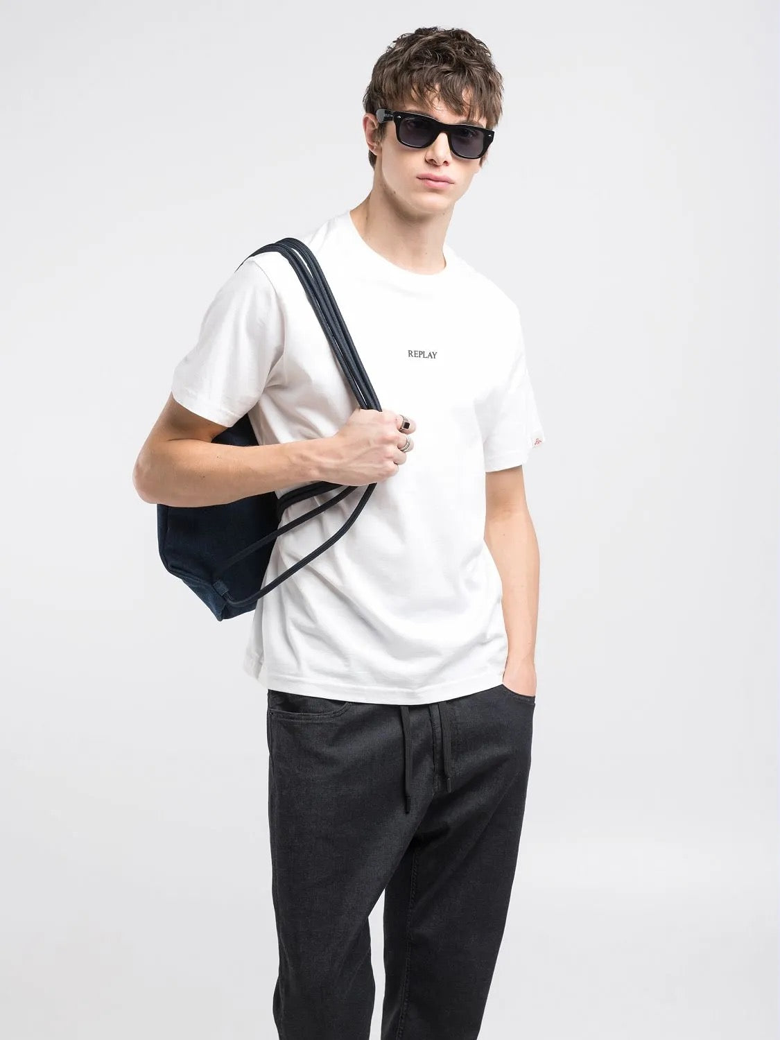 NATURAL WHITE COTTON CREW-NECK T-SHIRT