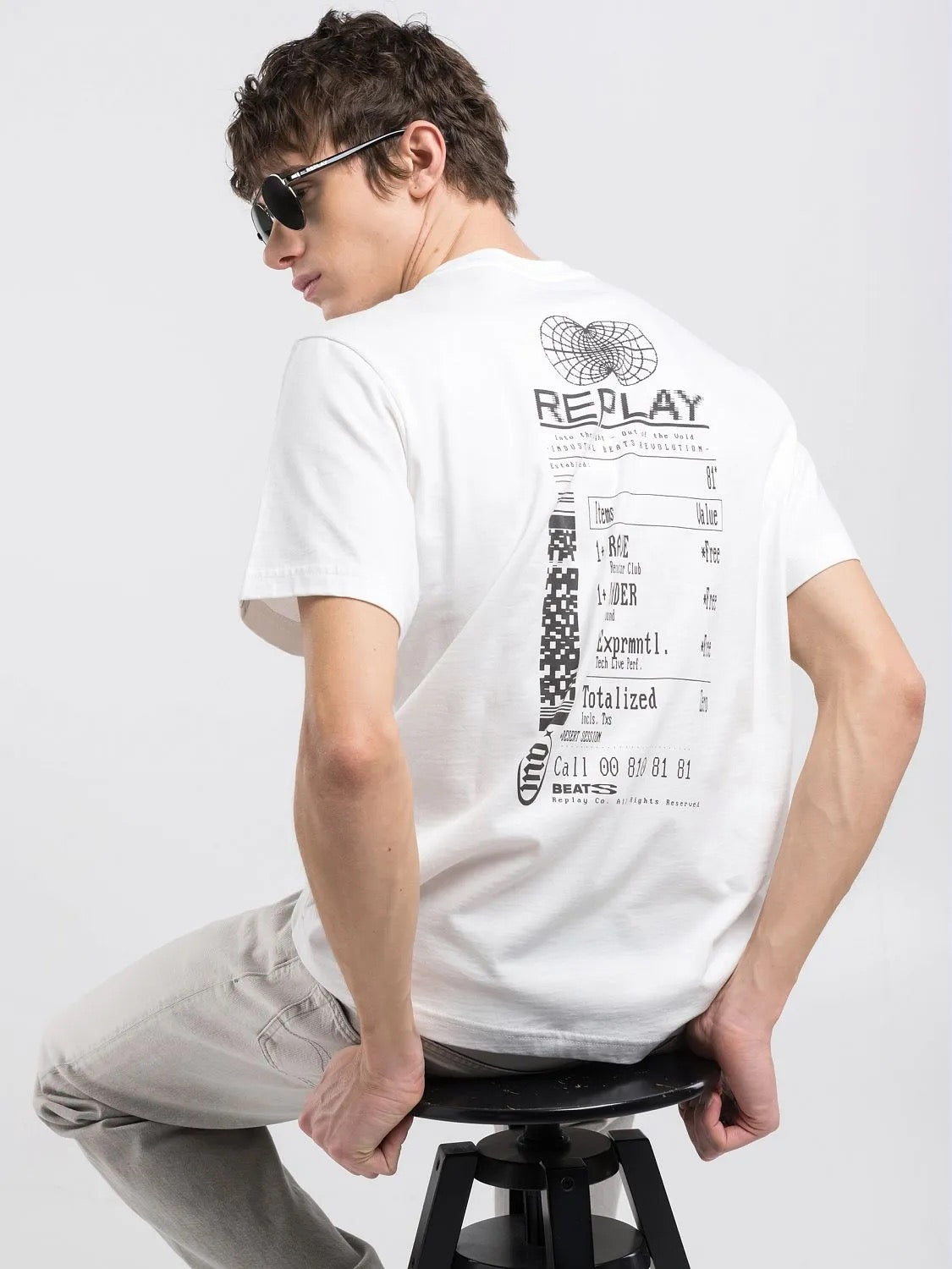 WHITE CREW-NECK T-SHIRT WITH RECEIPT PRINT