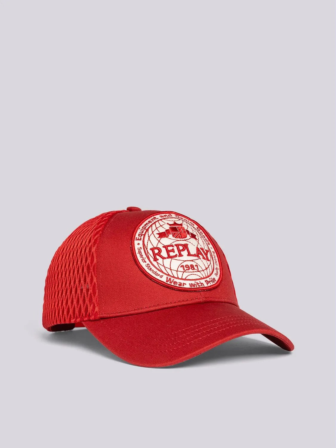 RED CAP WITH MAXI PATCH
