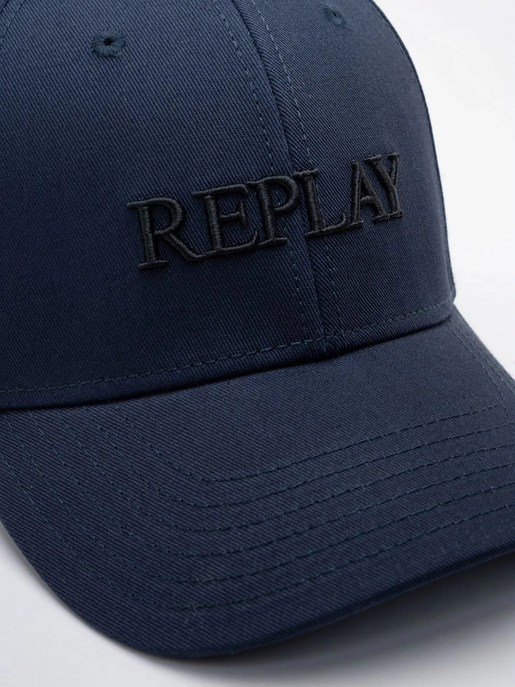 DARK BLUE CAP WITH EMBROIDERED LOGO