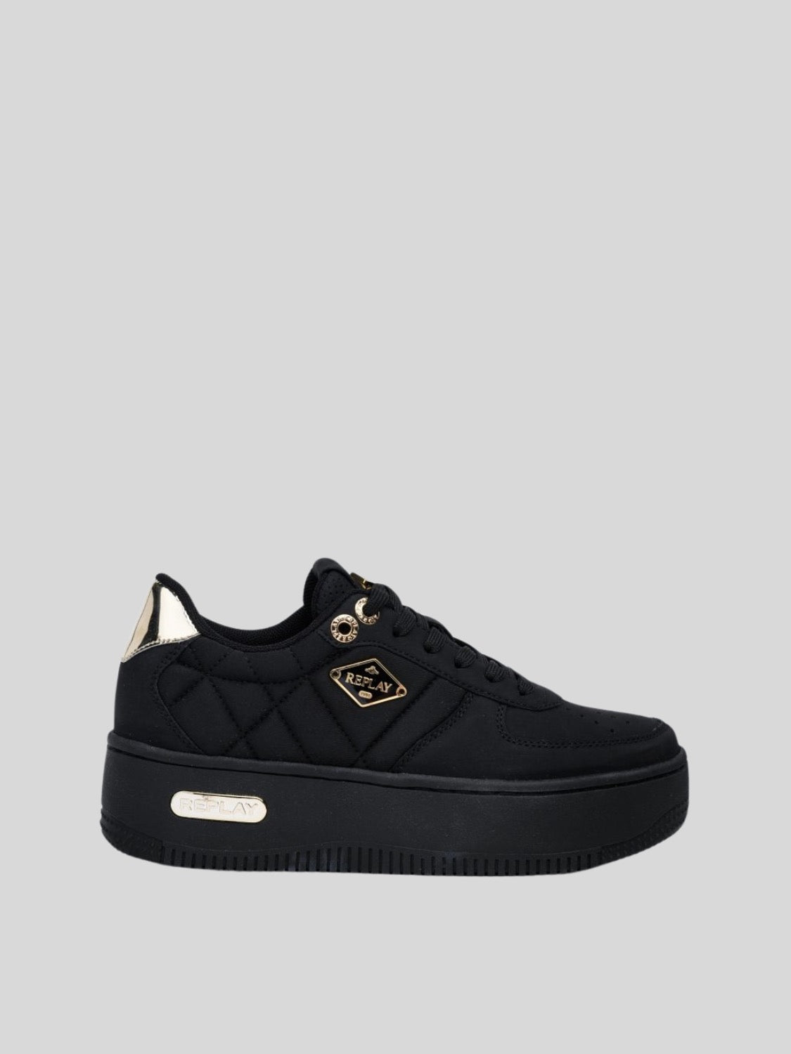 EPIC HIGH PADDED BLACK SNEAKERS